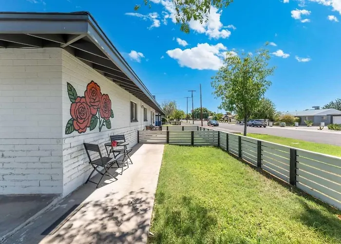 Phx 1br Pool Gazebo * Phoenix