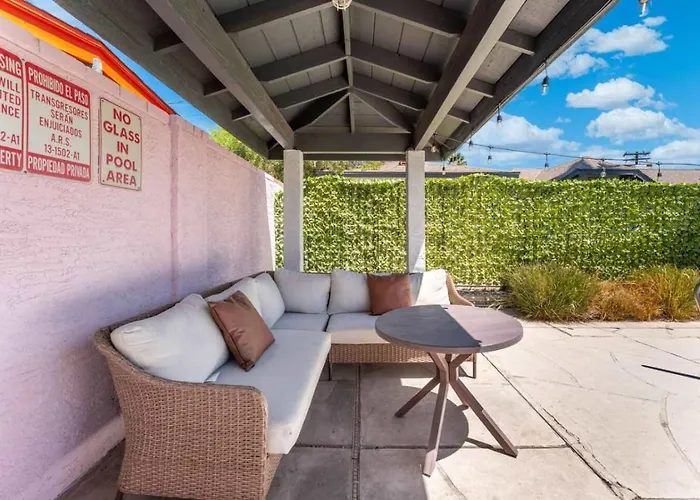 Phx 1br Pool Gazebo *